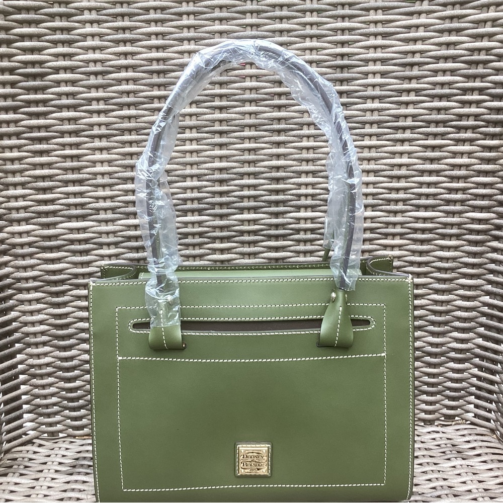 DONEY AND BOURKE NWT JANNIE BAG